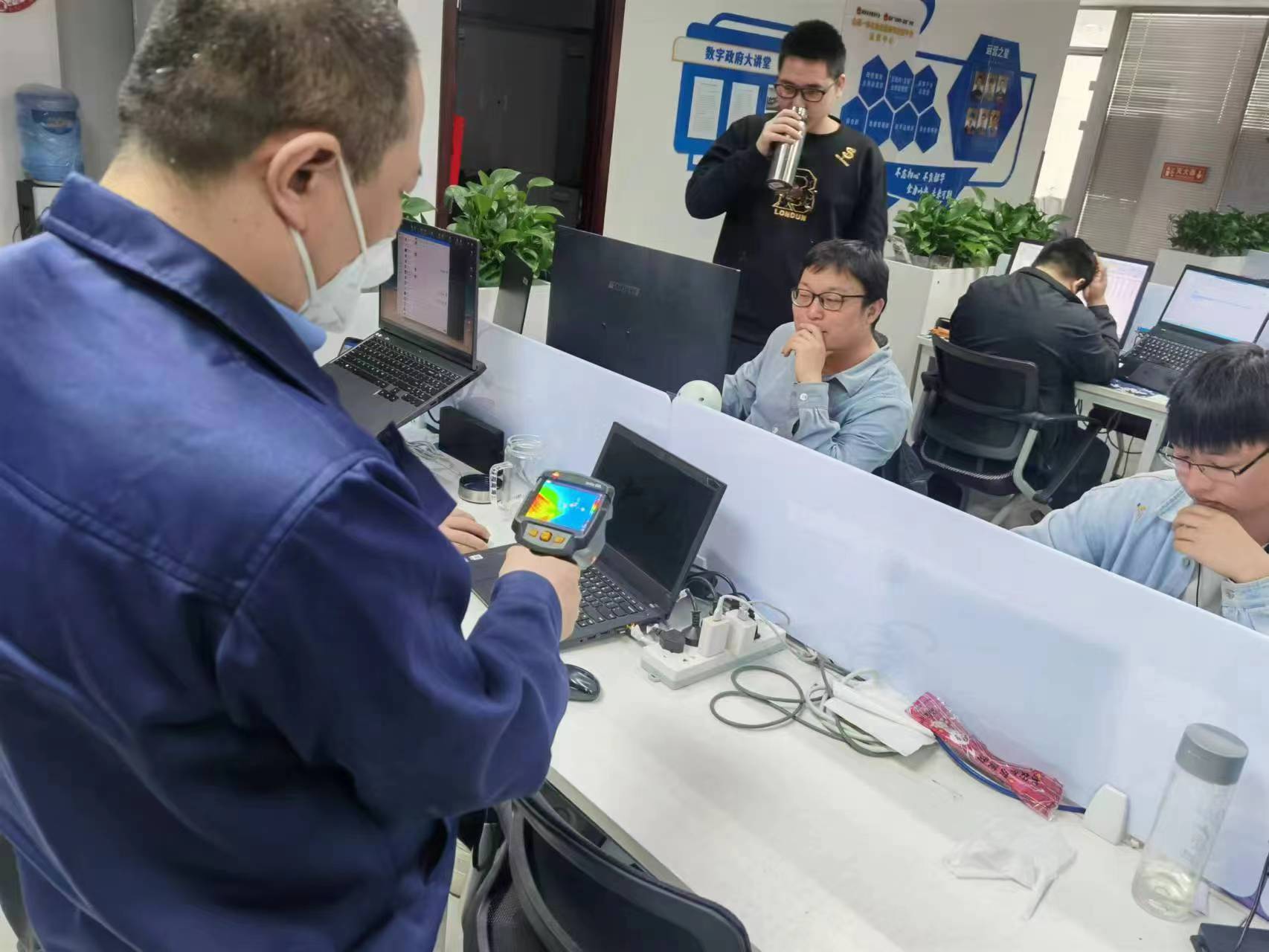 筑牢企业安全基石，长春专业安全技术咨询服务,随着我国经济的飞速发展，企业安全生产问题愈发受到关注，长春，作为东北地区的重要城市，坐拥众多工业企业，在这样的背景下，长春安全技术咨询应运而生，致力于帮助企业提升安全生产水平，降低安全事故的发生率，本文将深入探讨长春安全技术咨询的独特优势、服务范围，以及如何助力企业构建坚实的安全生产防线。,长春安全技术咨询,技术咨询,技术咨询方案,安全技术咨询,第1张